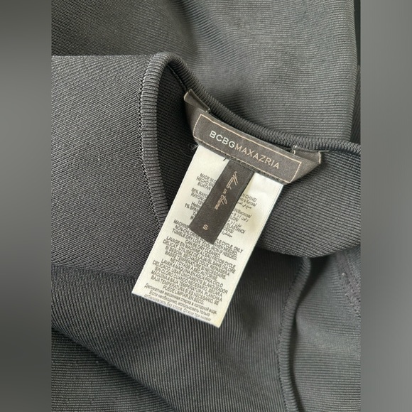 BCBGMaxAzria Dress Womens S
Small Padma Black Ribbed Sleeveless Ruffle Bodycon - Picture 5 of 6